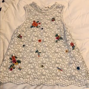 New Anthropologie lace beaded shell